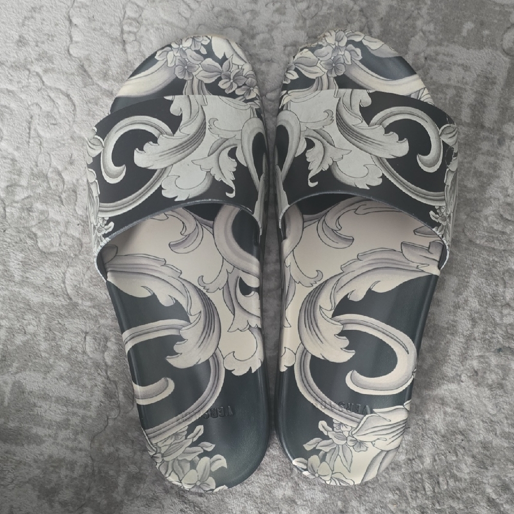 Versace Black and Cream Floral Sandals